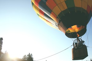 hot-air-balloon-401545_1280